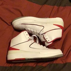 Air Jordan Retro 2 Chicago Home